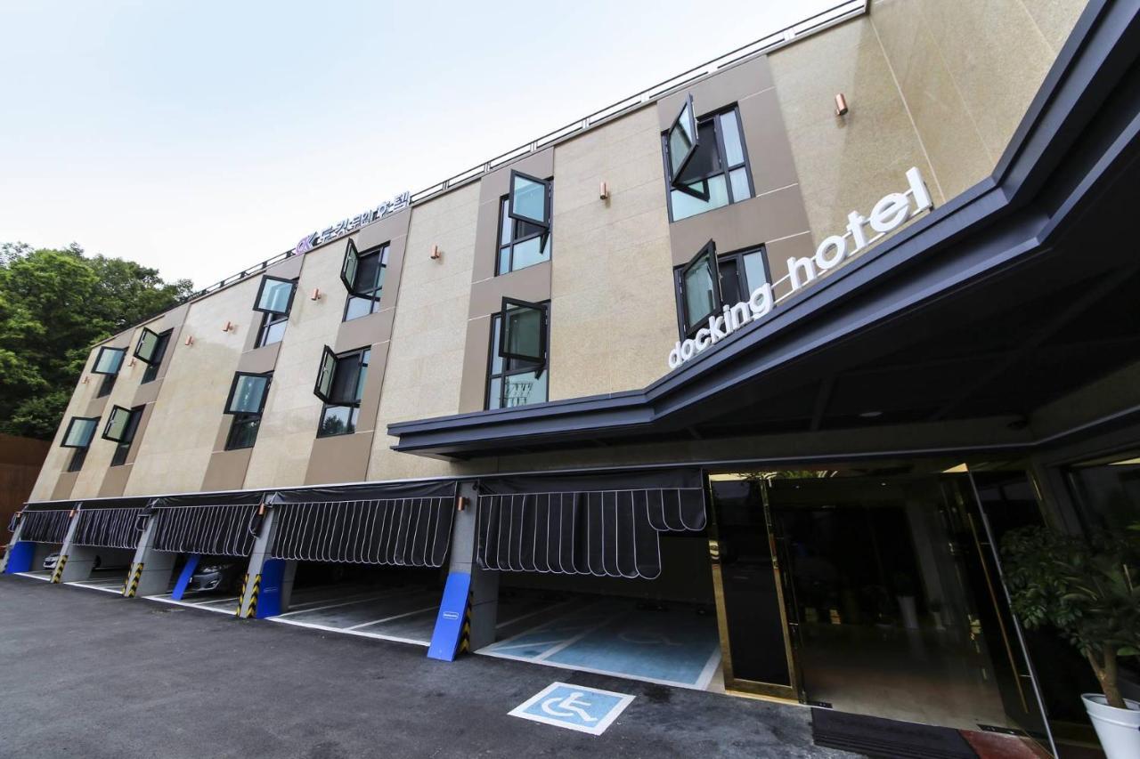 Docking Hotel Gimpo ภายนอก รูปภาพ