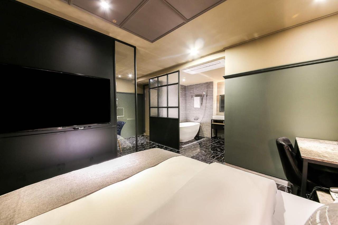 Docking Hotel Gimpo ภายนอก รูปภาพ