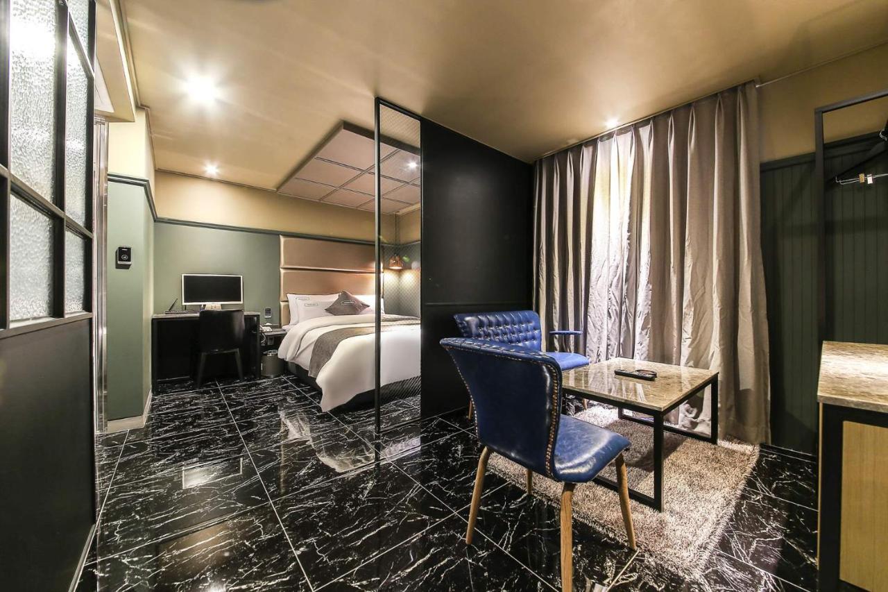 Docking Hotel Gimpo ภายนอก รูปภาพ