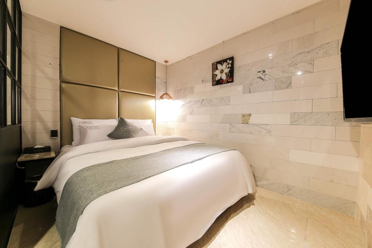 Docking Hotel Gimpo ภายนอก รูปภาพ