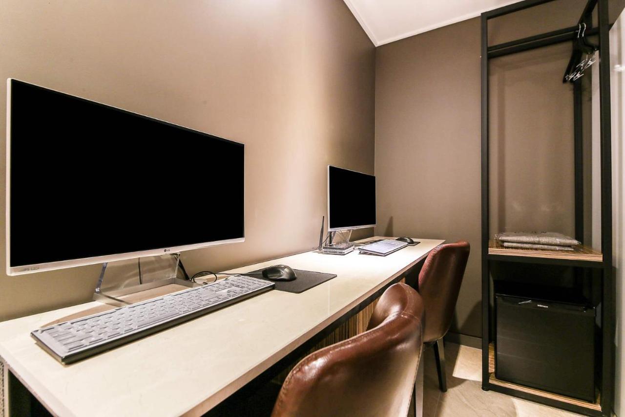 Docking Hotel Gimpo ภายนอก รูปภาพ